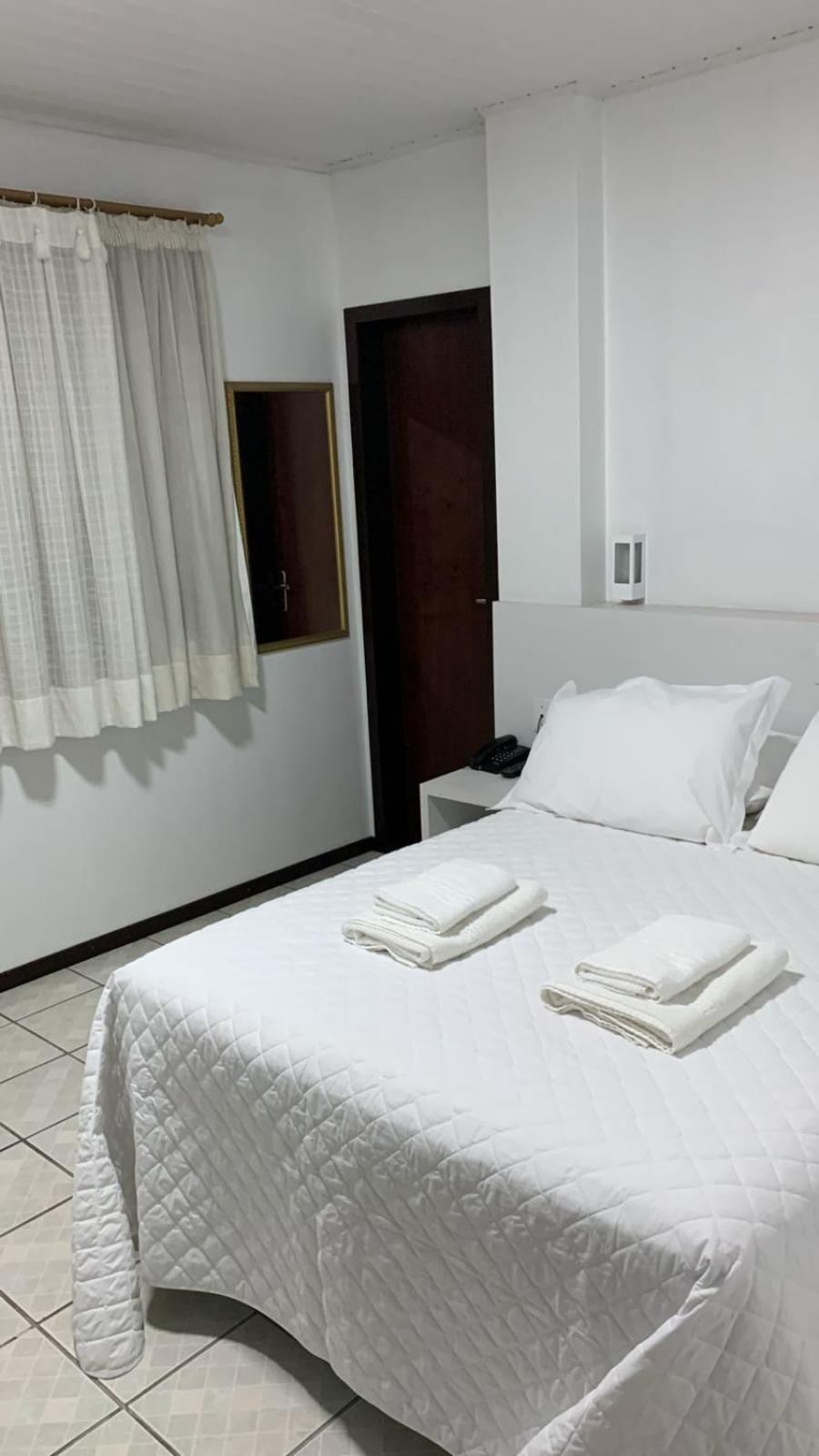 Готель Goldmen Business Criciuma Екстер'єр фото