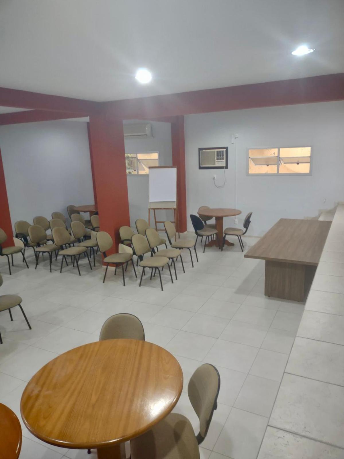 Готель Goldmen Business Criciuma Екстер'єр фото
